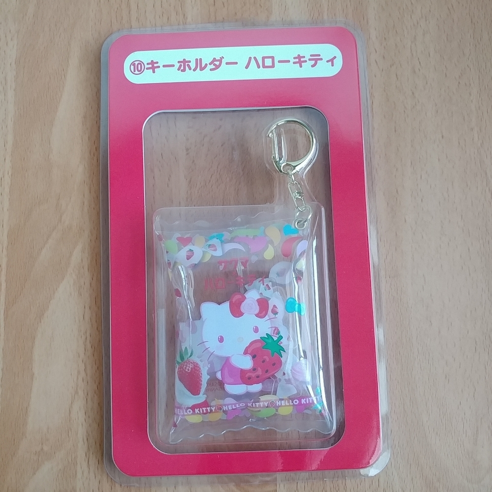 Sanrio x Sakuma Strawberry Milk Candy kuji candy charm - Hello Kitty